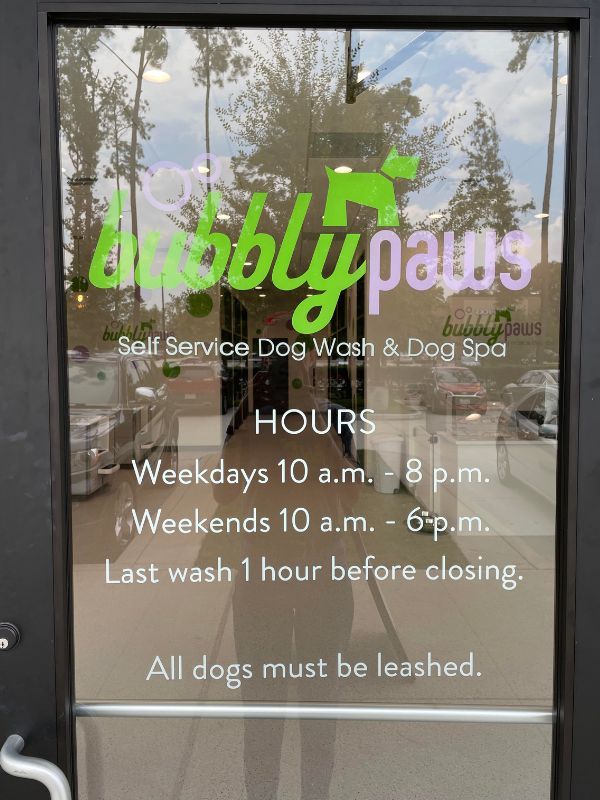 bubbly paws dog wash sign